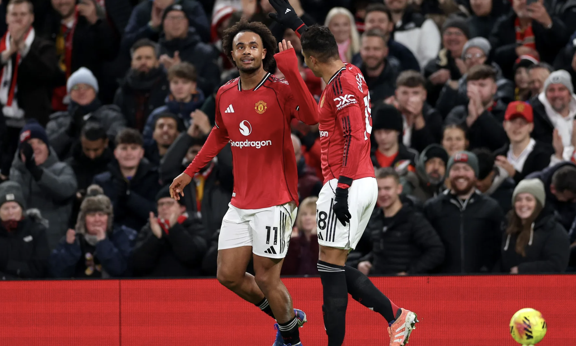 Man Utd lại đánh rơi chiến thắng trên sân Old Trafford: Khi lợi thế trở thành áp lực