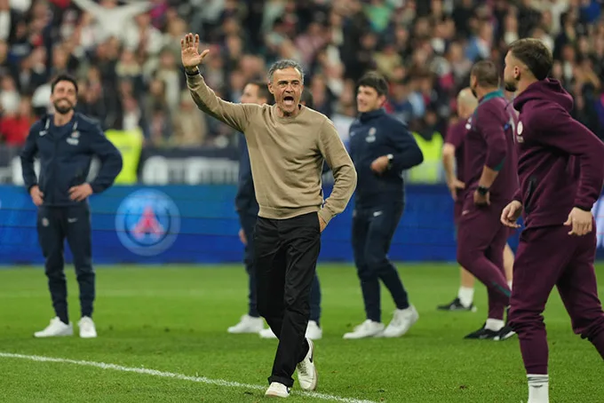 luis-enrique-dan-dat-doi-nao-va-gat-hai-nhung-danh-hieu-gi