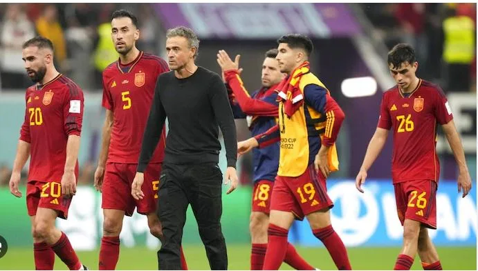 luis-enrique-dan-dat-doi-nao-va-gat-hai-nhung-danh-hieu-gi-mna